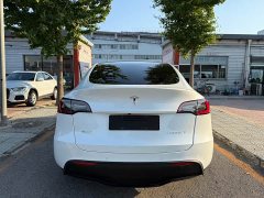 Tesla Model Y 2022 Facelift Rear-Wheel Drive - ფოტო 12