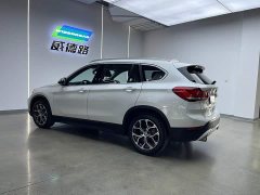 BMW X1 sDrive25Li Leading Edition - ფოტო 5
