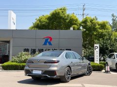 BMW 7 Series 2023 735Li M Sport Package - ფოტო 9