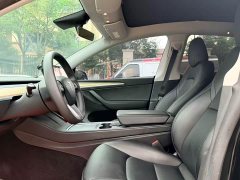 Tesla Model Y Rear-Wheel Drive - ფოტო 7