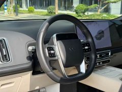 Li Auto L8 Max - ფოტო 9