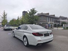 BMW 5 Series 525Li Luxury Package - ფოტო 4