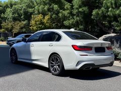 BMW 3 Series 325Li M Sport Package - ფოტო 18