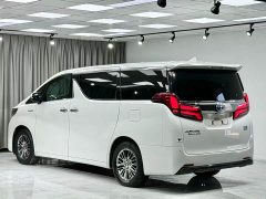 Toyota Alphard Hybrid 2.5L Premium Edition - ფოტო 8