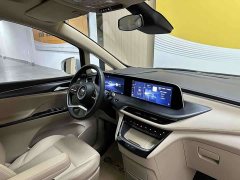Buick GL8 New Energy Lusang Respect Edition - ფოტო 8