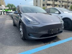 Tesla Model Y Long Range All-Wheel Drive - ფოტო 3