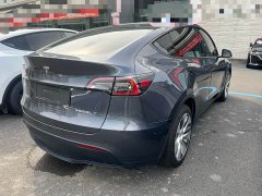 Tesla Model Y Long Range All-Wheel Drive - ფოტო 8