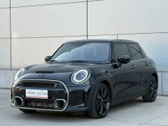 BMW MINI 5-Door Cooper S King Cross Special Edition 2.0T - ფოტო 1