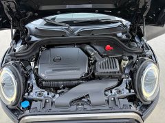 BMW MINI 5-Door Cooper S King Cross Special Edition 2.0T - ფოტო 17