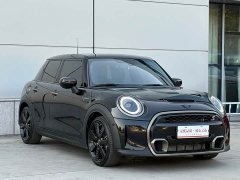 BMW MINI 5-Door Cooper S King Cross Special Edition 2.0T - ფოტო 3