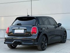 BMW MINI 5-Door Cooper S King Cross Special Edition 2.0T - ფოტო 6