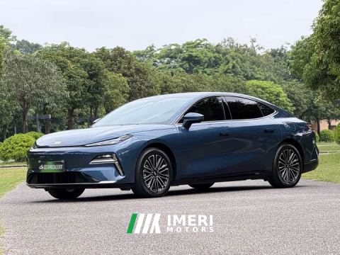 2025 Geely Galaxy Xingyao 8 130km EM-i Premium Edition
