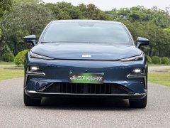 Geely Galaxy Xingyao 8 130km EM-i Premium Edition - ფოტო 3