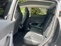 Tesla Model Y 2022 Facelift Rear-Wheel Drive - ფოტო 5