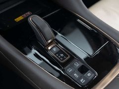 Toyota Alphard Hybrid 2.5L Premium Edition - ფოტო 15