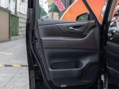 Toyota Alphard Hybrid 2.5L Premium Edition - ფოტო 16
