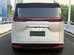 Denza BYD Denza D9 2025 DM-i Two-Wheel Drive Flagship Edition - ფოტო 17