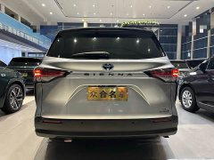 Toyota 2021 Sienna 2.5L Hybrid FWD XLE 7-Seater US Spec - ფოტო 5