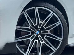 BMW 3 Series 330i M Sport Night Edition Package - ფოტო 9