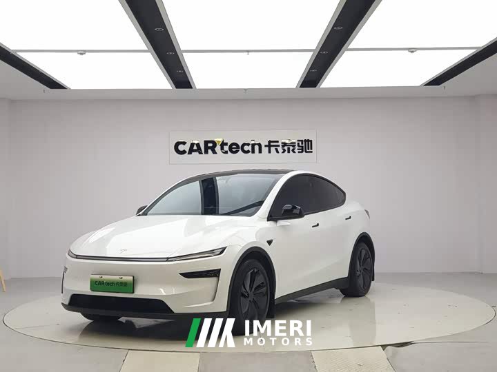 Tesla Model Y Rear-Wheel Drive