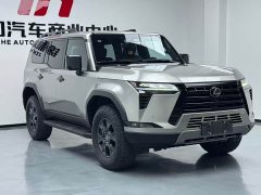 Lexus GX OVERTRAIL Peak Edition - photo 3