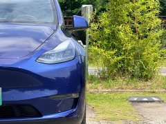Tesla Model Y Long Range All-Wheel Drive 3D7 - ფოტო 12