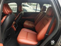 Lincoln Aviator 2024 3.0T V6 AWD Elegance 6-Seater - ფოტო 8