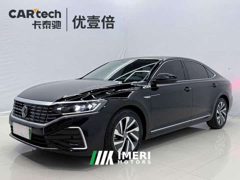 2023 Volkswagen Passat Plug-in Hybrid 430PHEV Hybrid Elite Edition