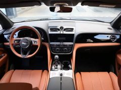 Bentley Bentayga 2024 4.0T V8 Long Wheelbase - ფოტო 4