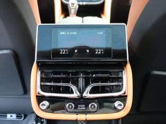 Bentley Bentayga 2024 4.0T V8 Long Wheelbase - ფოტო 8