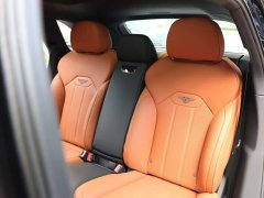 Bentley Bentayga 2024 4.0T V8 Long Wheelbase - ფოტო 9