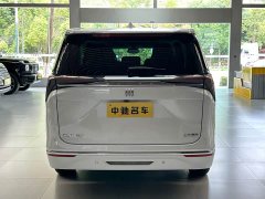 Buick GL8 Luxe Smart Comfort Edition - ფოტო 3