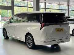 Buick GL8 Luxe Smart Comfort Edition - ფოტო 6