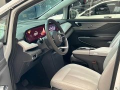 Buick GL8 Luxe Smart Comfort Edition - ფოტო 9