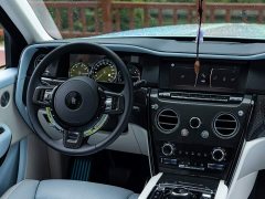 Rolls-Royce Cullinan 2020 Black Badge - ფოტო 13