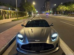 Aston Martin DB12 2023 4.0T V8 Coupe - photo 2