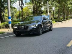BMW 5 Series 525Li M Sport Package - ფოტო 1
