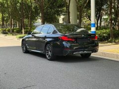 BMW 5 Series 525Li M Sport Package - ფოტო 4