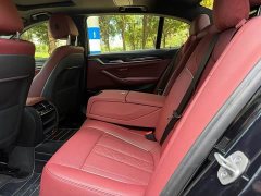 BMW 5 Series 525Li M Sport Package - ფოტო 7