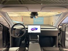 Tesla Model Y Rear-Wheel Drive Launch Edition - ფოტო 10