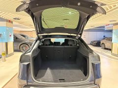 Tesla Model Y Rear-Wheel Drive Launch Edition - ფოტო 14