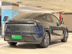 Tesla Model Y Rear-Wheel Drive Launch Edition - ფოტო 7