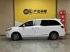 Buick GL8 Land Business Class 652T Luxury - ფოტო 4