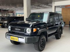 Toyota Land Cruiser (Import) LC76 4.0L Middle East Edition - ფოტო 1