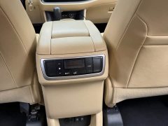 Toyota Highlander 2.0T AWD Elite 7-Seater - ფოტო 15