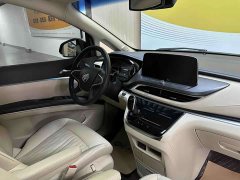 Buick GL8 2023 Land Executive Cabin 652T Luxury - ფოტო 8