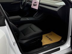 Tesla Model Y Rear-Wheel Drive - ფოტო 10