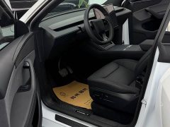 Tesla Model Y Rear-Wheel Drive - ფოტო 7