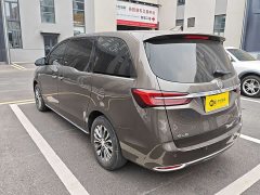 Buick GL8 Land Executive Cabin 652T Luxury - ფოტო 5
