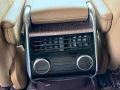 Land Rover Range Rover 2024 3.0 L6 400PS Extended Wheelbase 7-Seater - ფოტო 17